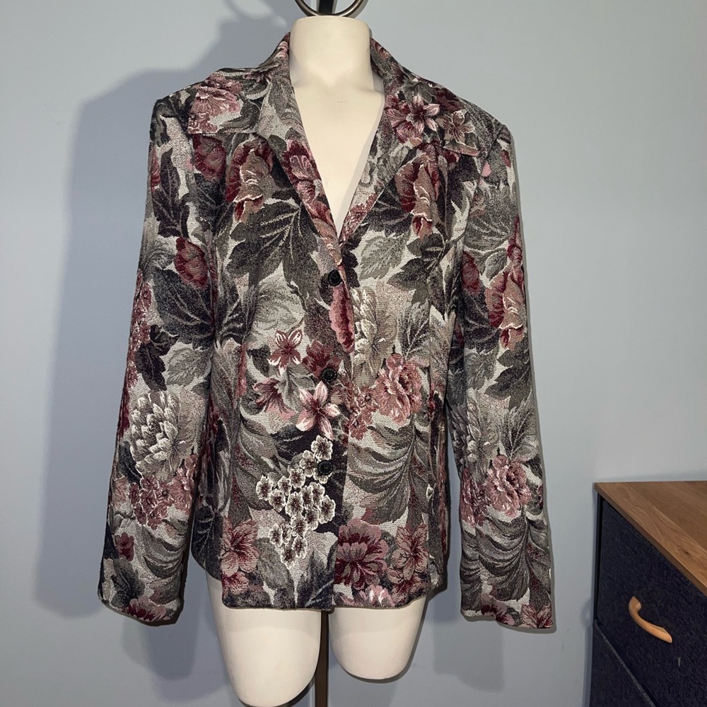 Vintage SAG HARBOR Tapestry Floral Blazer Women’s Size 16 Long Sleeve Jacket
